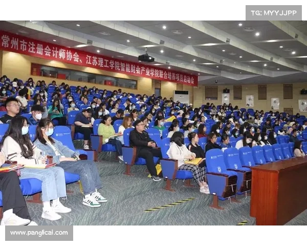 以期九宝为核心探索文化传承与创新融合的多维路径 以期九宝为核心探索文化传承与创新融合的多维路径
